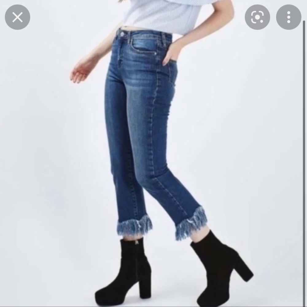 Topshop Moto Dree Frayed Hem Jeans- Size 28